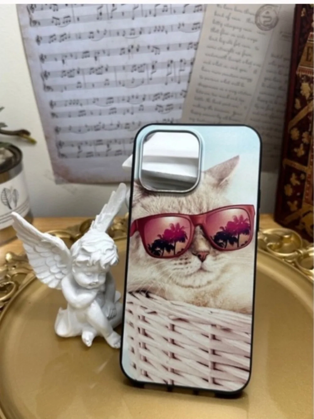 4 items .iphone 14/14plus/14pro/14promax cat case